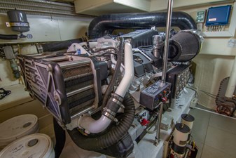 Sea Pal 65 67_Engine2