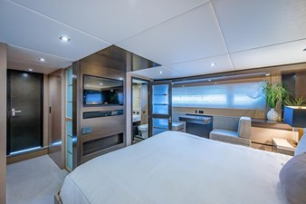 2017 Cruisers Yachts 60 Cantius 54 