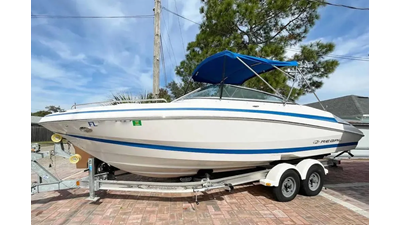 2008 Regal 2250 Cuddy 0 1