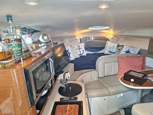 2001 Monterey 282 Cruiser 12 13