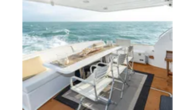 2007 Hatteras 64 Motor Yacht  37 