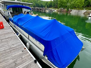02 Bennington 257L Pontoon NLSQ 107 