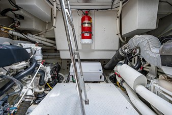 2017 Cruisers Yachts 60 Cantius 74 