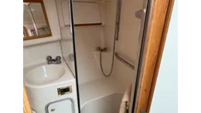  1997 Sea Ray 420 Aft Cabin 41 