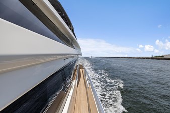 - 12 13_2021 85ft Ferretti Yachts 850