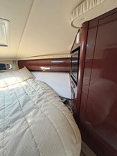 ALMAS DEL MAR 26 Master stateroom