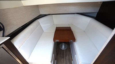 LAZY BLUM 16 Forward Table or Berth