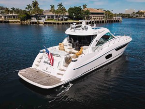 RECON ROYALE 4 Stbd quarter profile