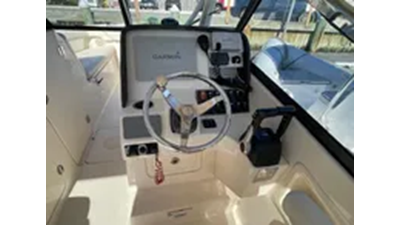 2016 Grady-White Freedom 275 11 