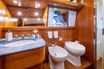 VYNO 31 VIP Cabin
