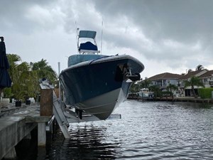 On The Edge  8 9_2009 41ft Bahama 41 ON THE EDGE