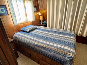 77 Sumerset 14 x 58 Aluminum Hull with Catwalks 58 