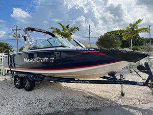 2014 MasterCraft X-55 70 