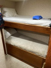 SILVER SEAS 27 Crew Cabin