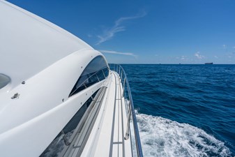 Veronique 21 2005 PERSHING 50 - Side Veiw