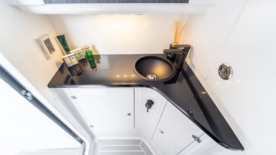 42 Auroris 28 2025 Cigarette 42 Auroris