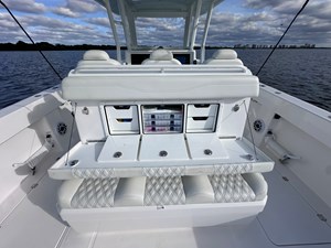 NO NAME INVINCIBLE 8 