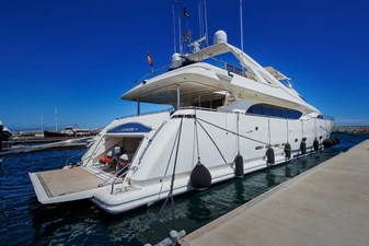 CAMARIK 3 ferretti112-004