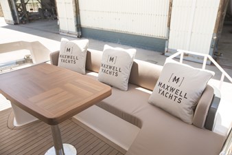 MAXWELL 64 14 Aft Deck Table
