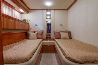 Sea Pal 50 51_Stbdcabin2