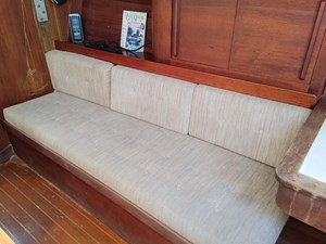 1990 J Boats J/34C 19 
