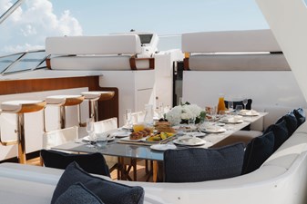 CARPE DIEM 64 Sun Deck