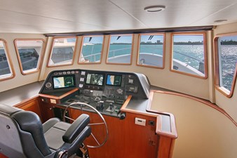 Raven 16 17_2004 57ft Northern Marine 5700 Expedition RAVEN