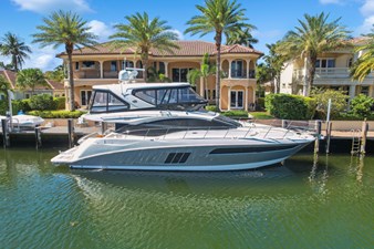 - 0 1_2018 59ft Sea Ray L590 Flybridge