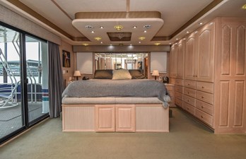 2001 Norris Yachts 85x18 Houseboat 34 