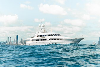 MISTRESS  38 