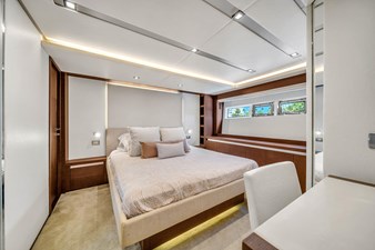 2015 Prestige 750 64 