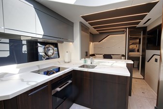 - 30 25_2023 75ft Sunseeker Sport Yacht