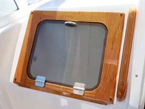 ABLE II 14 Glove Box 