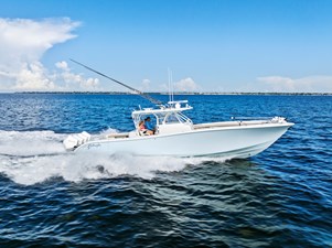 2015 Yellowfin 42 8 