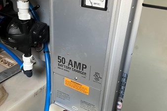 2001 Sea Ray 460 SUndancer 80 