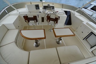 Six C One II 18 62-2000-Offshore-Yachts-Pilot-House-18