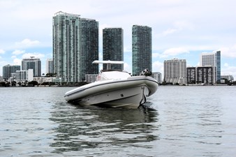 - 7 8_2013 34ft Zeta Elle 34 Custom