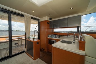 2015 Prestige 550 Fly 67 