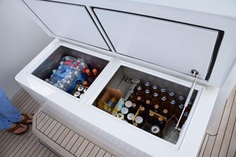 43' Jim Smith  9 Refrigeration beneath forward lounge  