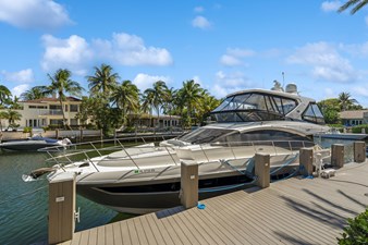 - 9 10_2018 59ft Sea Ray L590 Flybridge