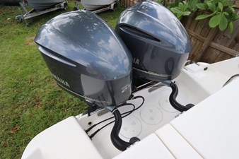 - 29 26_2017 26ft Robalo R260