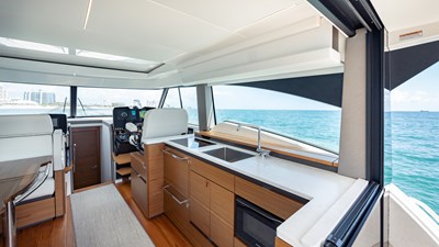 Lorax 47 2024 Tiara Yachts 48 LE