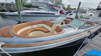 2013 Chris-Craft Launch 32 9 