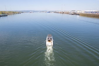 2018 Beneteau Monte Carlo MC4 85 