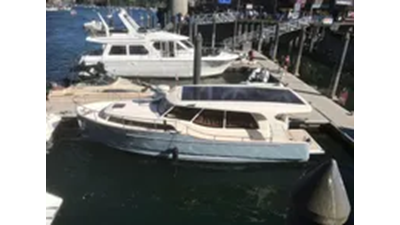 2017 Greenline 33 Hybrid 0 
