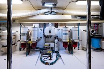 EAGLE'S NEST 82 _forward_stateroom_7