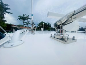 - 8 9_2008 39ft Intrepid 390 Sport Yacht