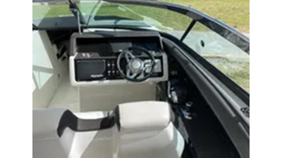 2017 Sea Ray 350 SLX 3 