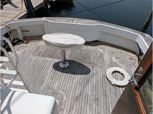 58 HATTERAS 1990 SPORTFISH 19 