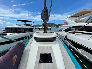 LAS BRISAS 24 Foredeck